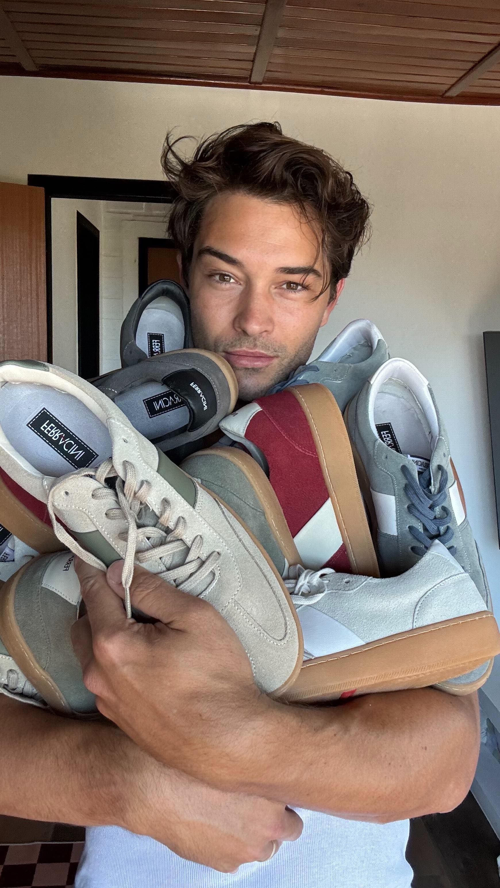 Correios logo on a building