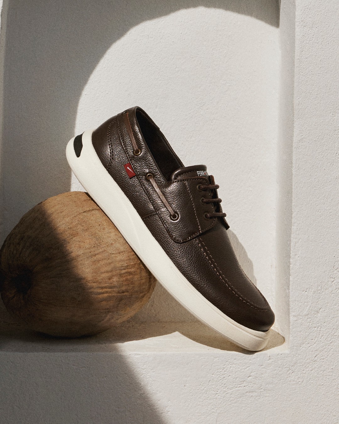 Correios employee using a handheld device